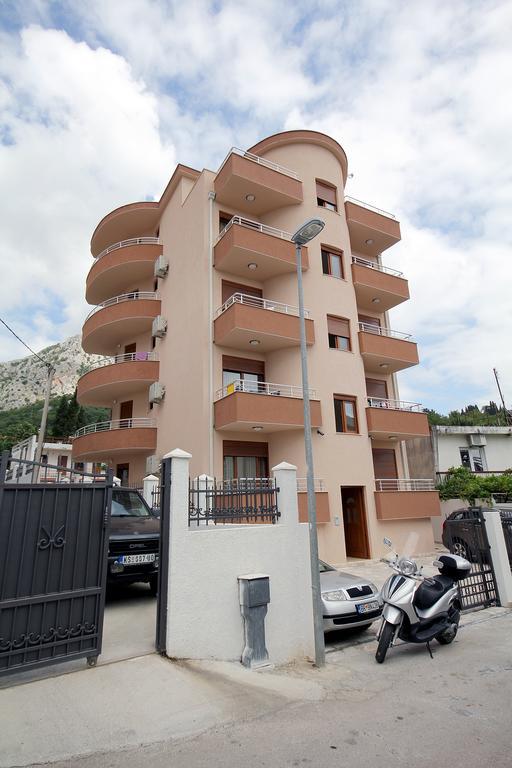 Apartments Md Lux Sutomore Exterior photo